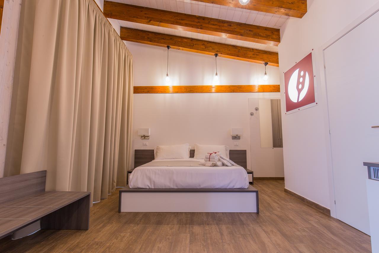 Il Semaforo Sila Hotel Таверна Екстериор снимка